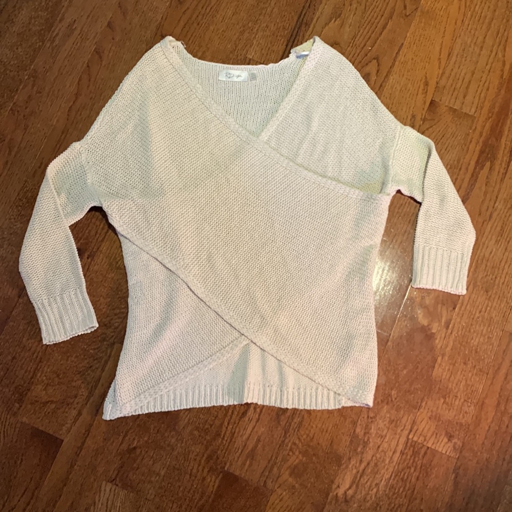 R D Style size S cream wrap sweater